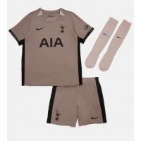 Tottenham Hotspur Cristian Romero #17 Replika babykläder Tredjeställ Barn 2023-24 Kortärmad (+ korta byxor)